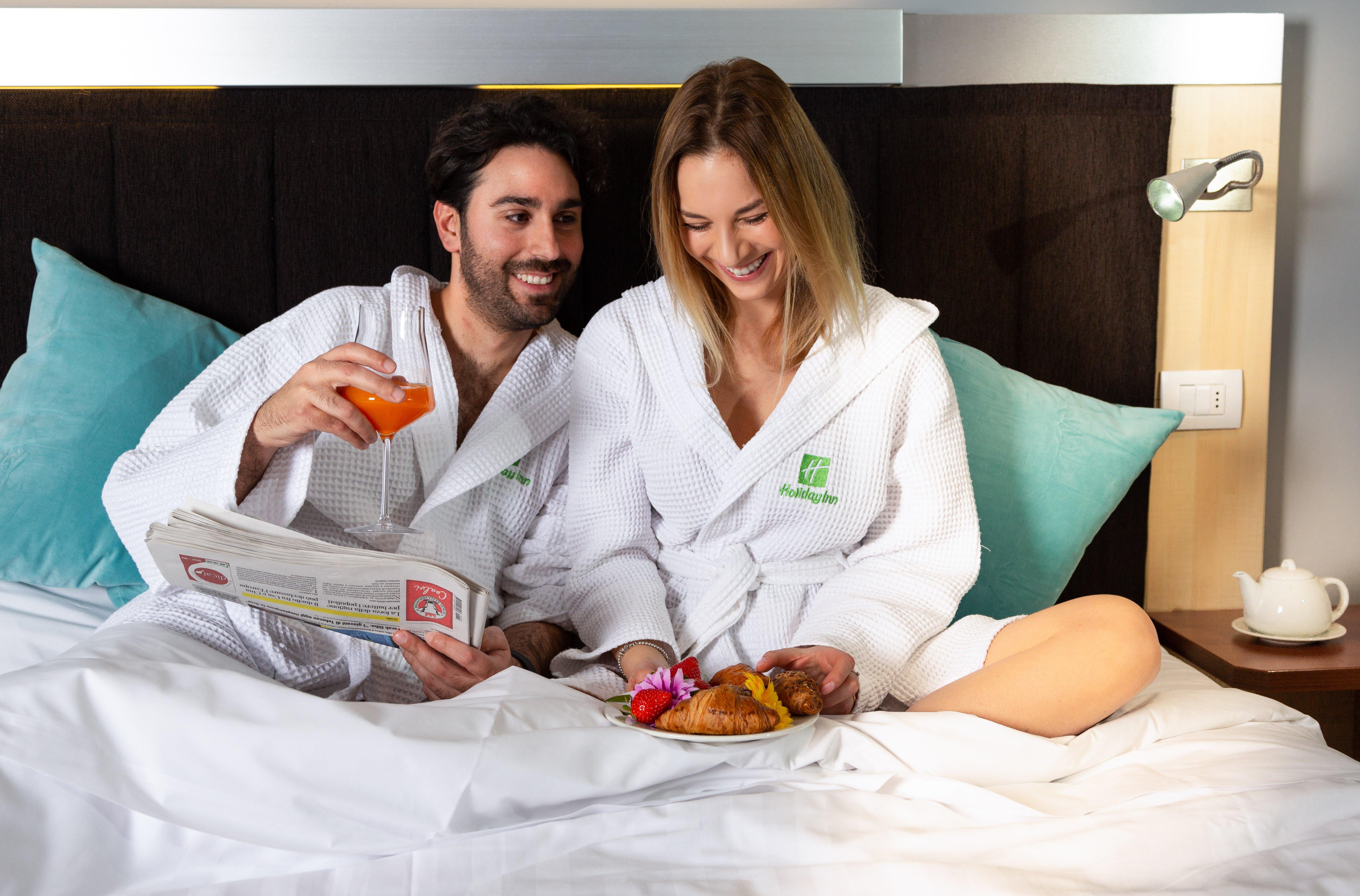 Holiday Inn Bologna - Fiera, an IHG Hotel Esterno foto